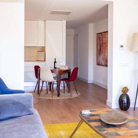 Luxury Apartment Near Cais Do Sodre Lisbon Bagian luar foto